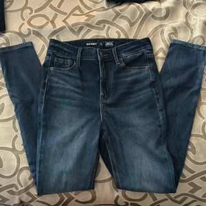 Old navy higher high rise rockstar super skinny jeans